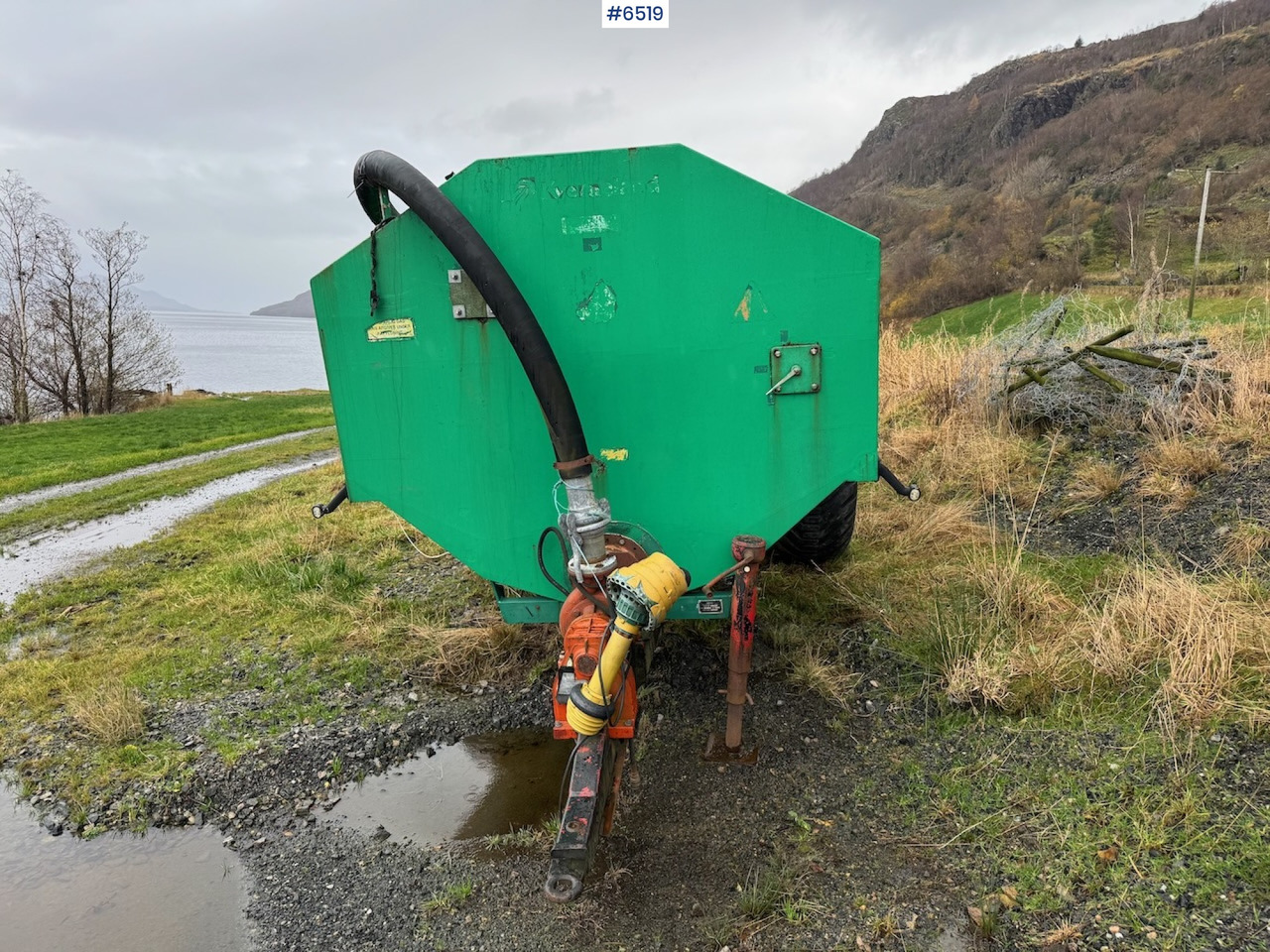 1997 Moi Guffen 15,000 liters w/ cannon. - Carrobotte: foto 3 1997 Moi Guffen 15,000 liters w/ cannon. - Carrobotte: foto 3