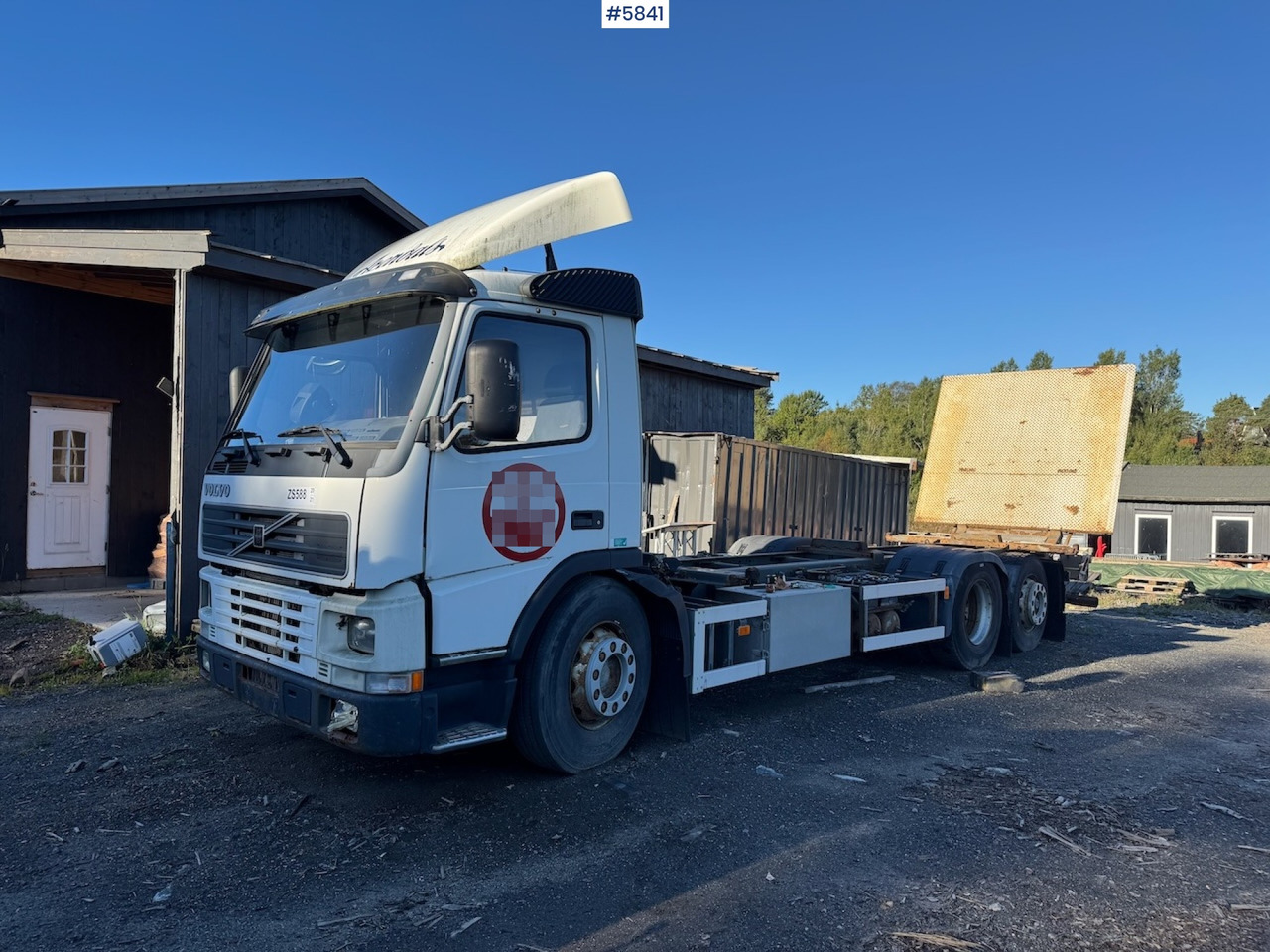 2002 Volvo FM 6x2. - Autocarro portacontainer/ Caisse interchangeable: foto 1 2002 Volvo FM 6x2. - Autocarro portacontainer/ Caisse interchangeable: foto 1