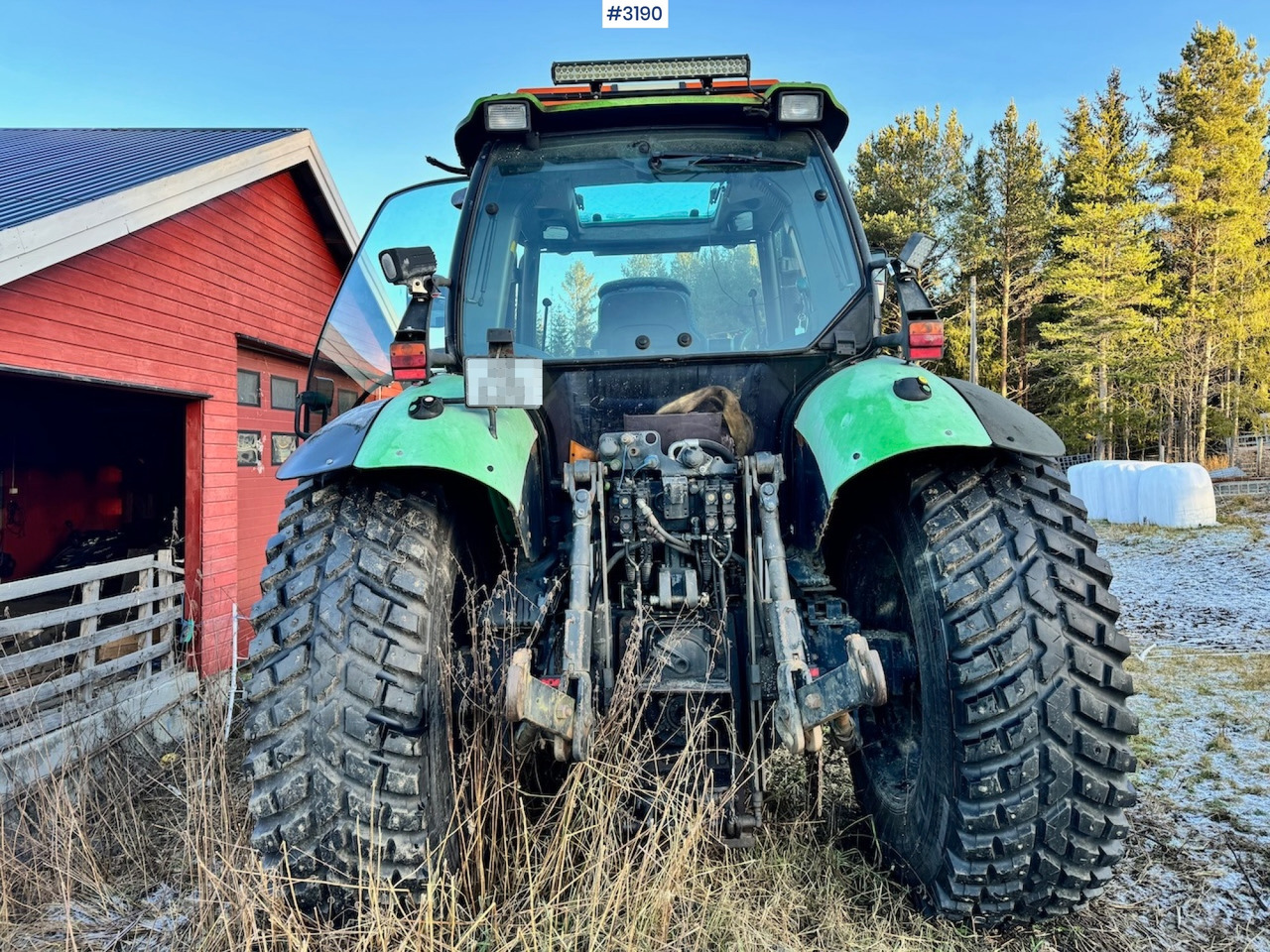 2004 Deutz-Fahr Agrotron 1130 4x4 Snow-Ready Tractor with Front Loader, Bucket, and 2 Sets of Tires - Trattore: foto 4 2004 Deutz-Fahr Agrotron 1130 4x4 Snow-Ready Tractor with Front Loader, Bucket, and 2 Sets of Tires - Trattore: foto 4