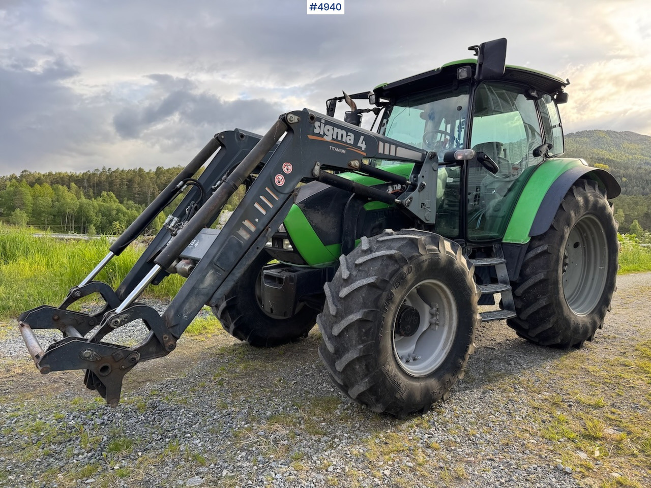 2006 Deutz-Fahr Agrotron K90 w/front loader. - Trattore: foto 1 2006 Deutz-Fahr Agrotron K90 w/front loader. - Trattore: foto 1