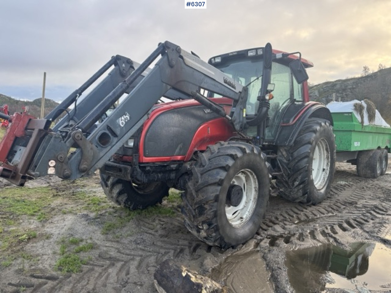 2008 Valtra T190 with front loader and 3rd function. SEE VIDEO! - Trattore: foto 1 2008 Valtra T190 with front loader and 3rd function. SEE VIDEO! - Trattore: foto 1