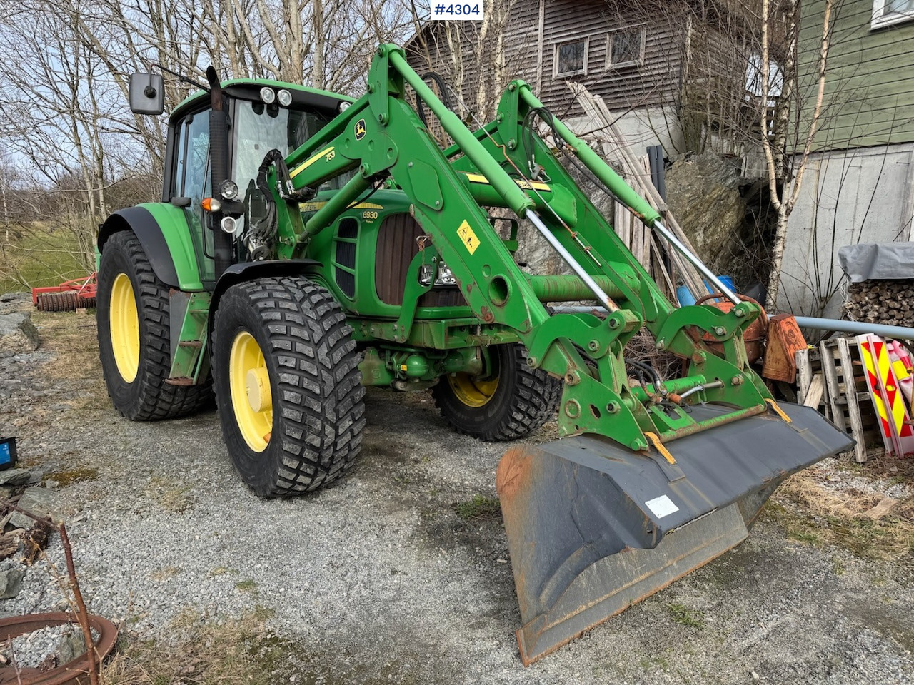 2009 John Deere 6930 Premium w/front loader - Trattore: foto 2 2009 John Deere 6930 Premium w/front loader - Trattore: foto 2