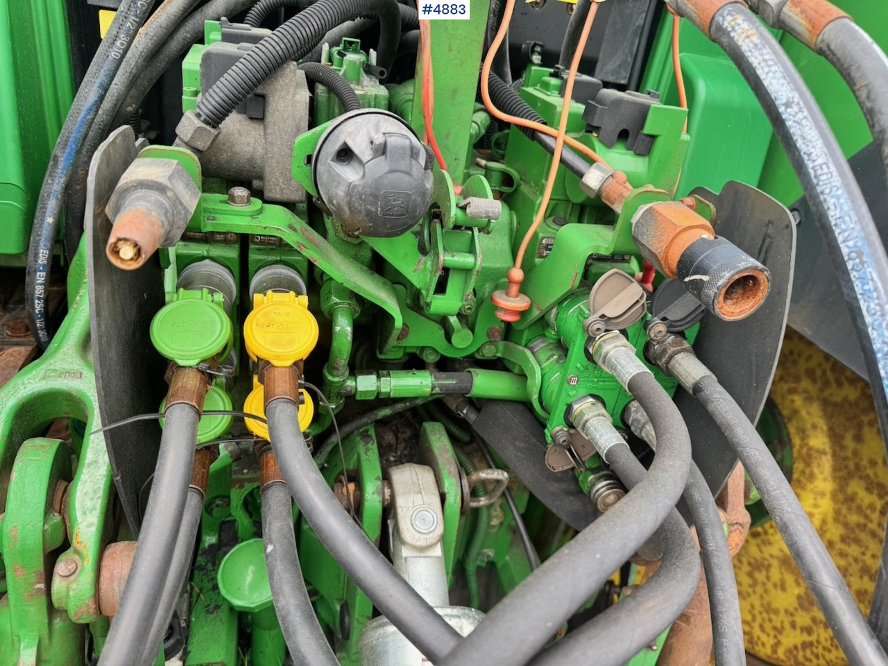 Leasing di  2010 John Deere 6430 w/ Front Hydraulics and Front PTO. 2910 hours! 2010 John Deere 6430 w/ Front Hydraulics and Front PTO. 2910 hours!: foto 16