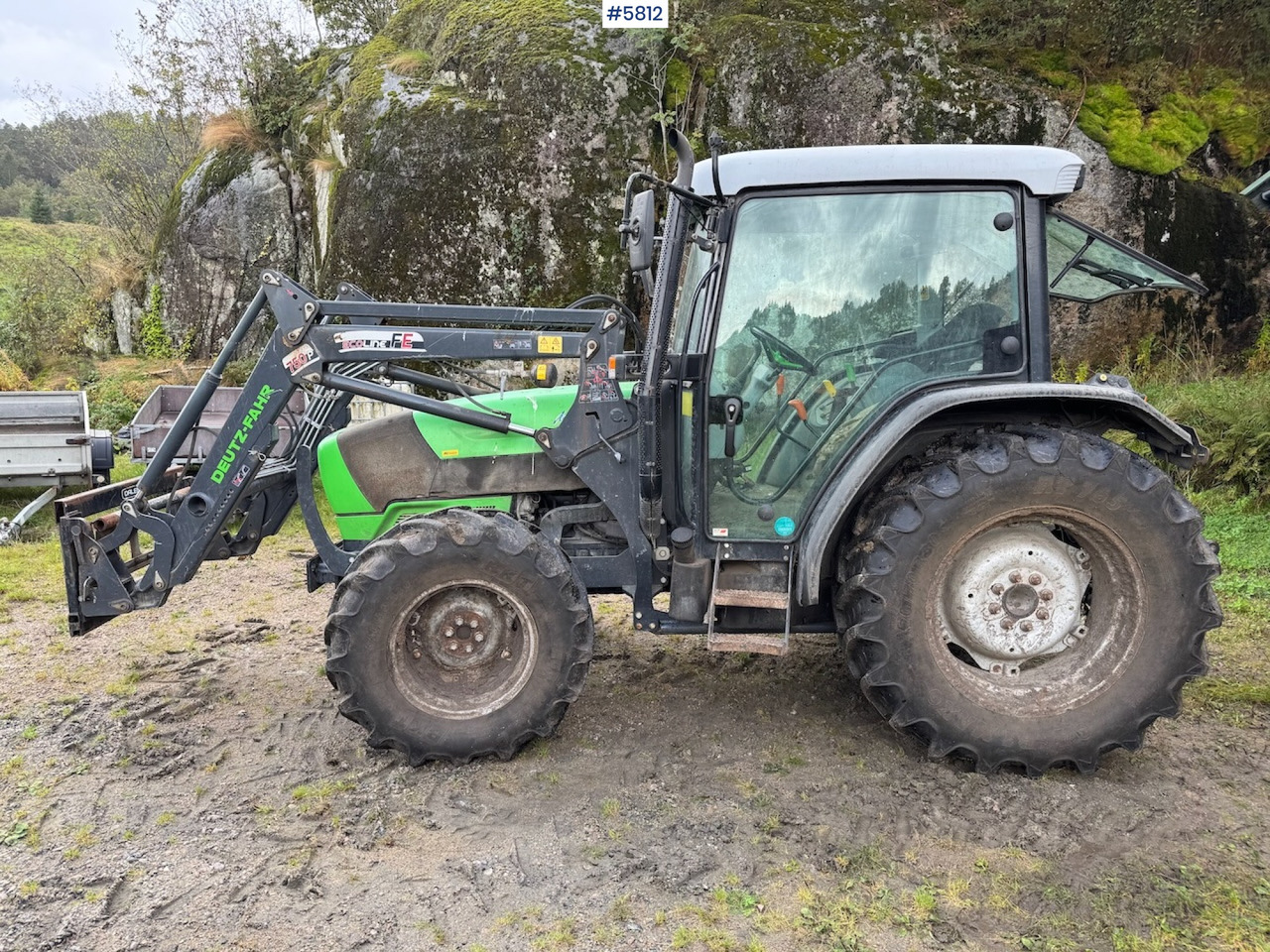 2013 Deutz Fahr Agroplus 410 DT w/ front loader. - Trattore: foto 1 2013 Deutz Fahr Agroplus 410 DT w/ front loader. - Trattore: foto 1