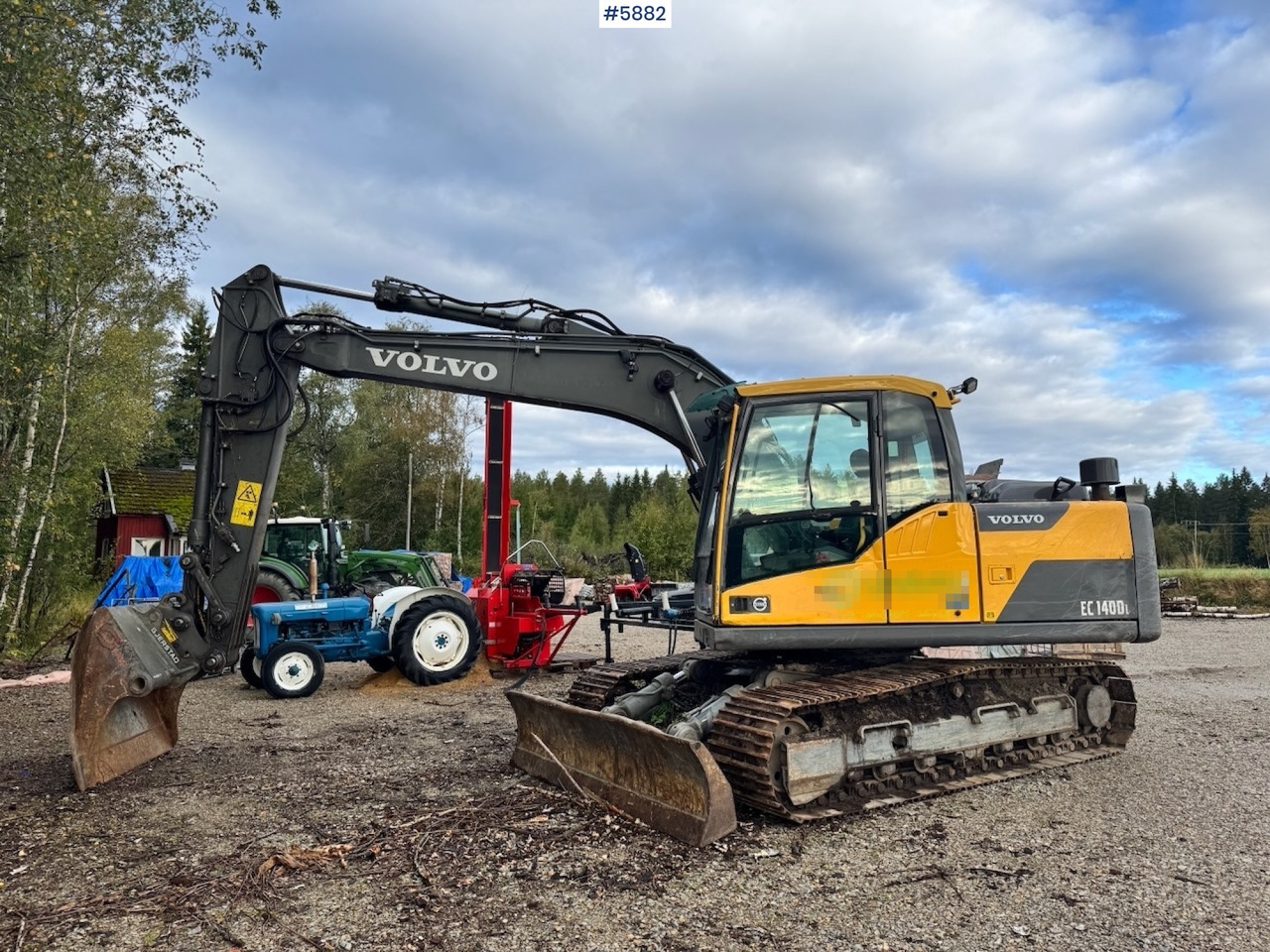 2013 Volvo EC140DL Crawler Excavator w/ Cleaning Bucket. - Escavatore: foto 1 2013 Volvo EC140DL Crawler Excavator w/ Cleaning Bucket. - Escavatore: foto 1