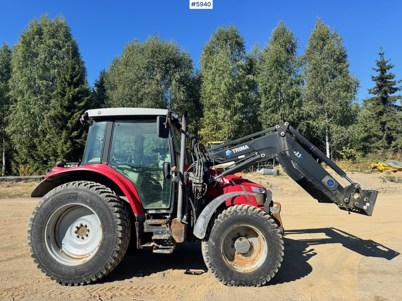 2014 Massey Ferguson 5610 w/ Front Loader and Hydraulics. 1950 hours! - Trattore: foto 3 2014 Massey Ferguson 5610 w/ Front Loader and Hydraulics. 1950 hours! - Trattore: foto 3