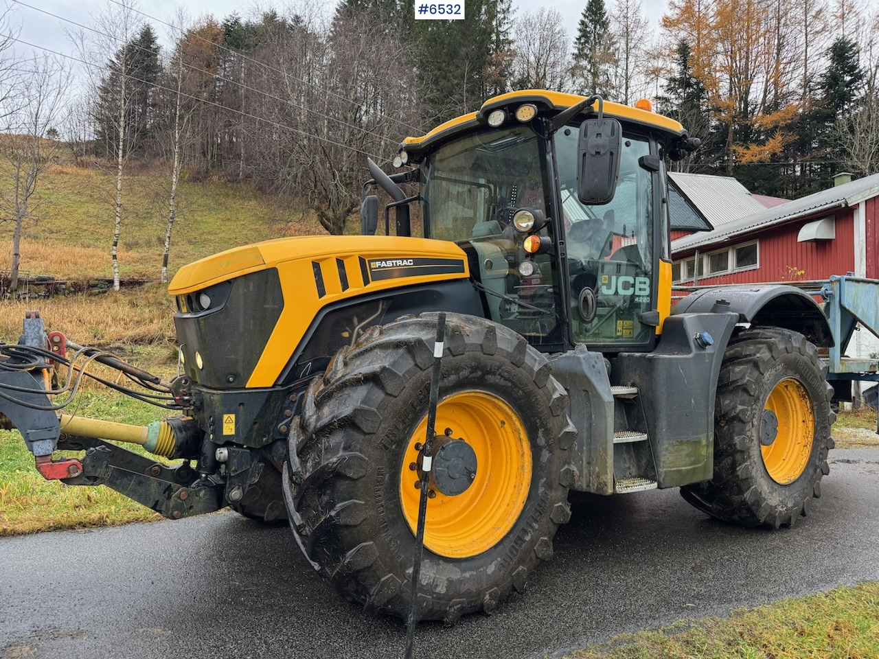 2015 JCB Fastrack 4220 w/ front hydraulics, front PTO and plow plate. Low hours! - Trattore: foto 1 2015 JCB Fastrack 4220 w/ front hydraulics, front PTO and plow plate. Low hours! - Trattore: foto 1