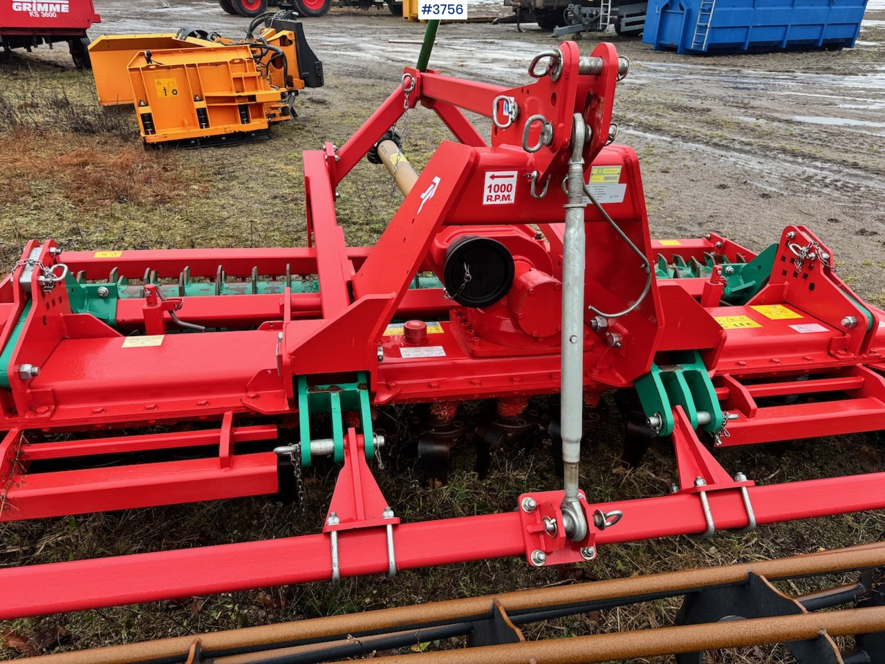 2016 Kverneland NG-S 101 rotary harrow w/ frontkit. - Macchina per la lavorazione del terreno: foto 5 2016 Kverneland NG-S 101 rotary harrow w/ frontkit. - Macchina per la lavorazione del terreno: foto 5