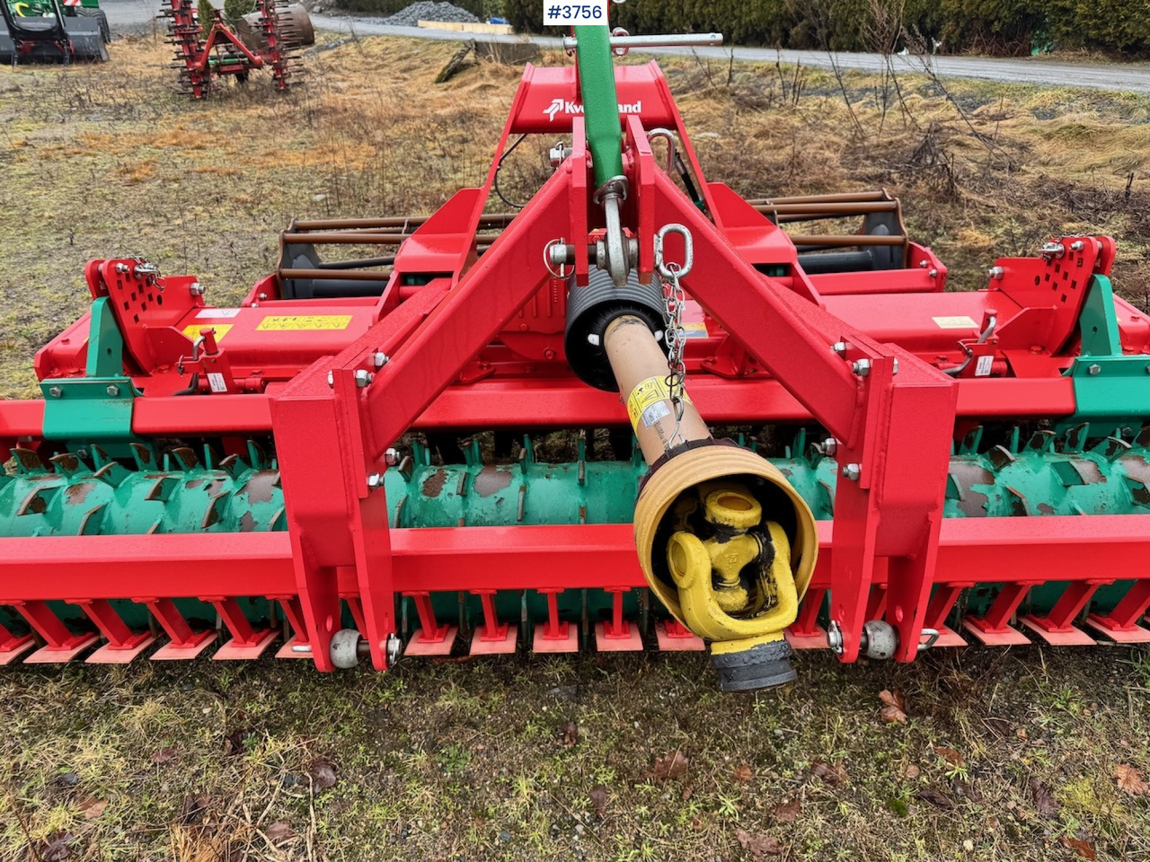 2016 Kverneland NG-S 101 rotary harrow w/ frontkit. - Macchina per la lavorazione del terreno: foto 3 2016 Kverneland NG-S 101 rotary harrow w/ frontkit. - Macchina per la lavorazione del terreno: foto 3