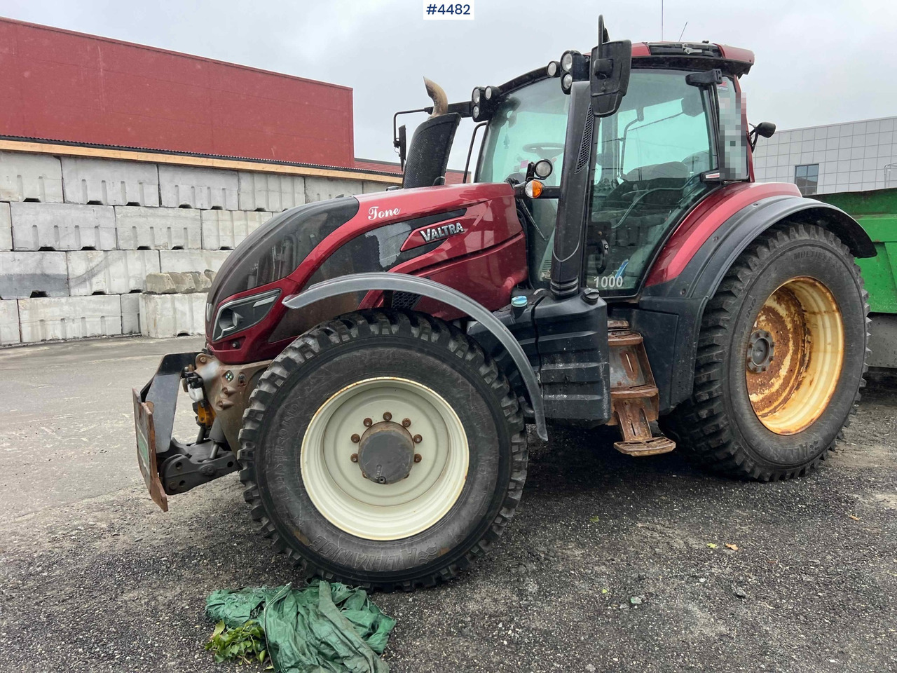 Leasing di  2017 Valtra T234 tractor Plow rigged Tractor 2017 Valtra T234 tractor Plow rigged Tractor: foto 9 Leasing di  2017 Valtra T234 tractor Plow rigged Tractor 2017 Valtra T234 tractor Plow rigged Tractor: foto 9