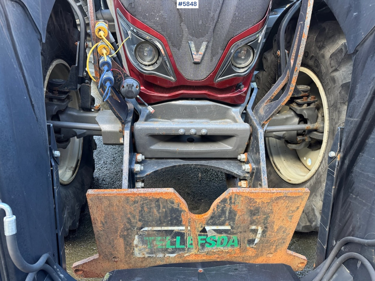 2018 Valtra N174 w/ front loader and plow plate. - Trattore: foto 5 2018 Valtra N174 w/ front loader and plow plate. - Trattore: foto 5