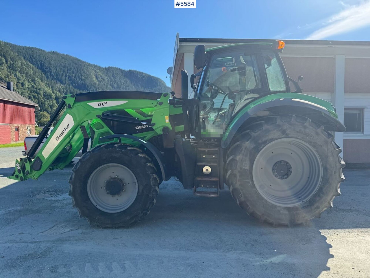 2020 Deutz-Fahr 6215 Agrotron w/ front loader & 2 sets of tires - Trattore: foto 4 2020 Deutz-Fahr 6215 Agrotron w/ front loader & 2 sets of tires - Trattore: foto 4