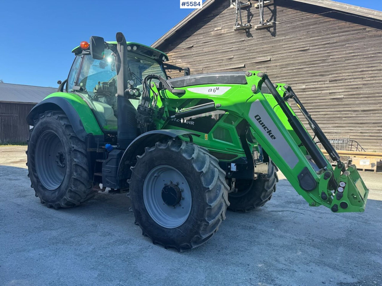 2020 Deutz-Fahr 6215 Agrotron w/ front loader & 2 sets of tires - Trattore: foto 1 2020 Deutz-Fahr 6215 Agrotron w/ front loader & 2 sets of tires - Trattore: foto 1