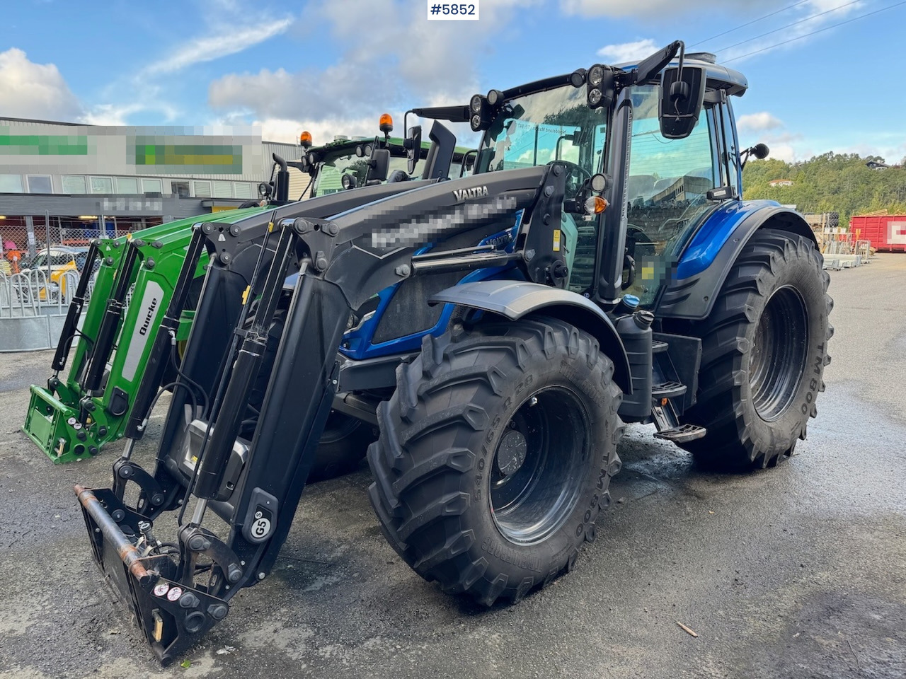 2022 Valtra N175 w/ front loader. - Trattore: foto 1 2022 Valtra N175 w/ front loader. - Trattore: foto 1