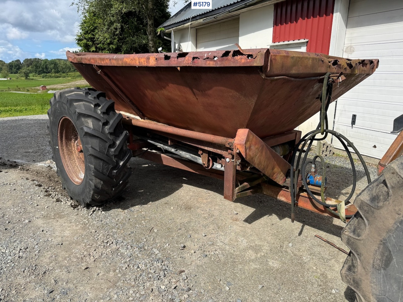 Bredal Lime wagon - Spandiconcime: foto 1 Bredal Lime wagon - Spandiconcime: foto 1