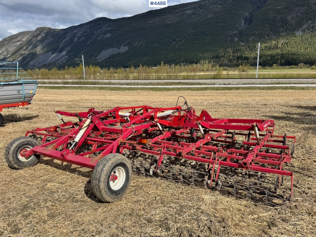 Ca. 2000 Kongskilde Germinator Harrow - Macchina per la lavorazione del terreno: foto 1 Ca. 2000 Kongskilde Germinator Harrow - Macchina per la lavorazione del terreno: foto 1