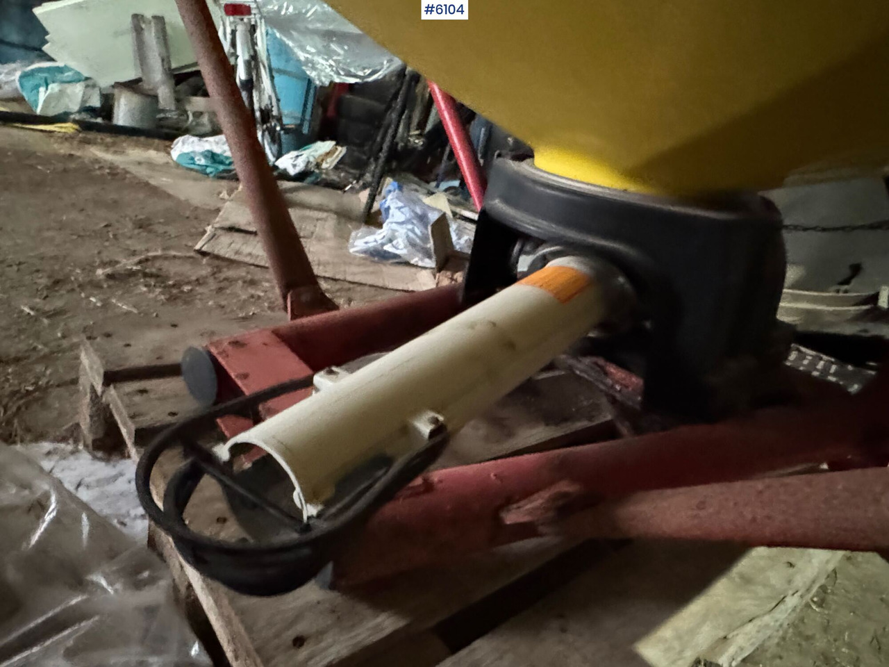 Spandiconcime Cosmo PDHV 800 Pendulum diffuser: foto 17 Spandiconcime Cosmo PDHV 800 Pendulum diffuser: foto 17