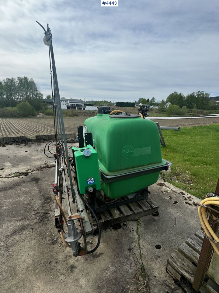 Full-spray field sprayer - Polverizzatore: foto 4 Full-spray field sprayer - Polverizzatore: foto 4