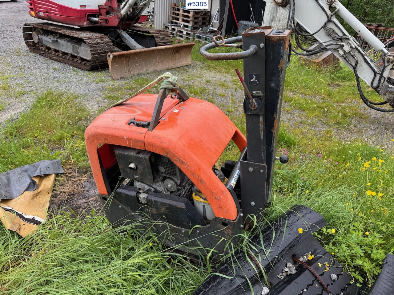 Husqvarna LG 504 Vibrating compactor. - Macchina per la lavorazione del terreno: foto 5 Husqvarna LG 504 Vibrating compactor. - Macchina per la lavorazione del terreno: foto 5