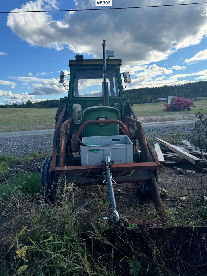 John Deere 2130 - Trattore: foto 5 John Deere 2130 - Trattore: foto 5