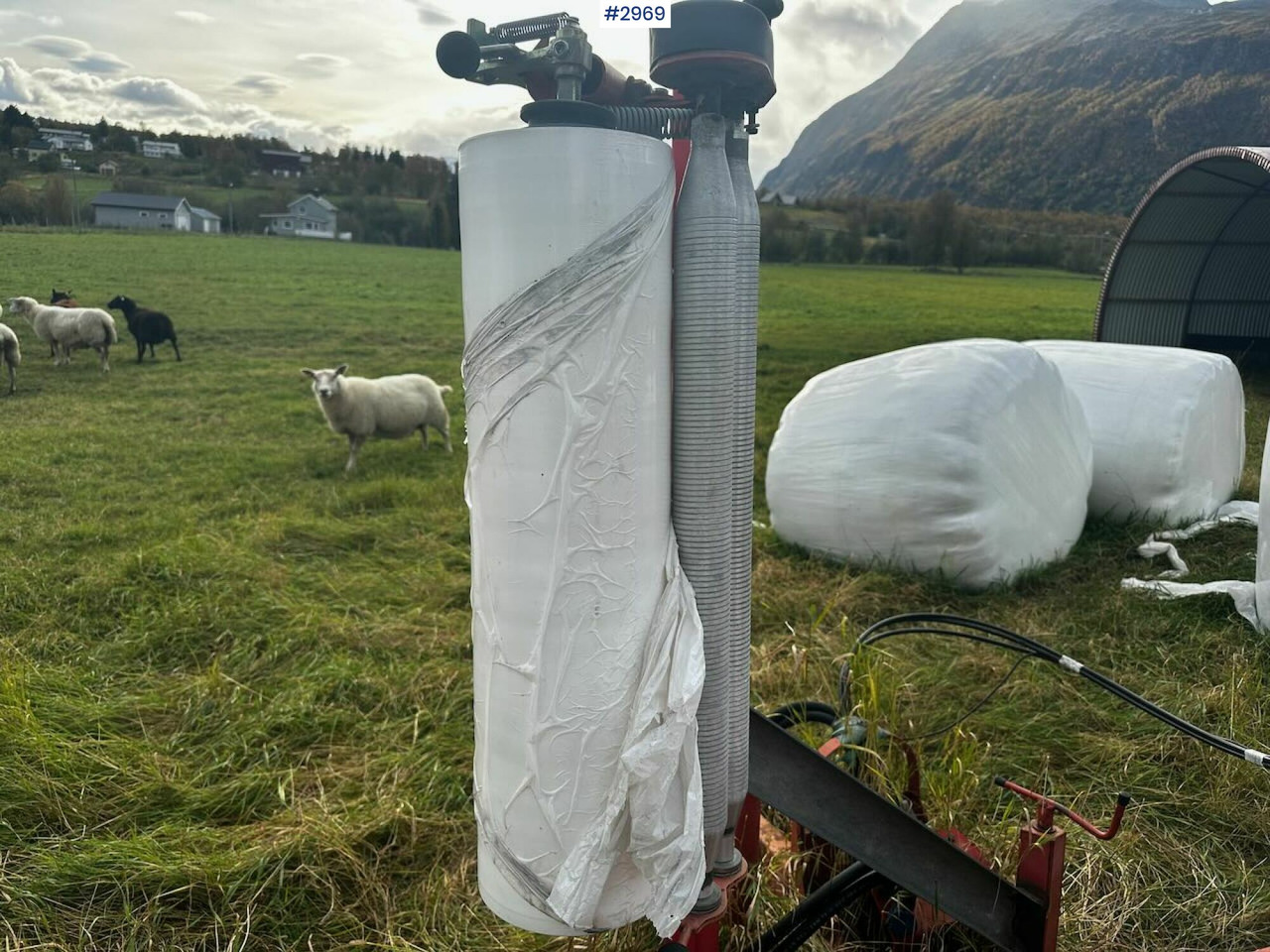 Macchina da fienagione Kverneland UN 7335 round bale packs: foto 10