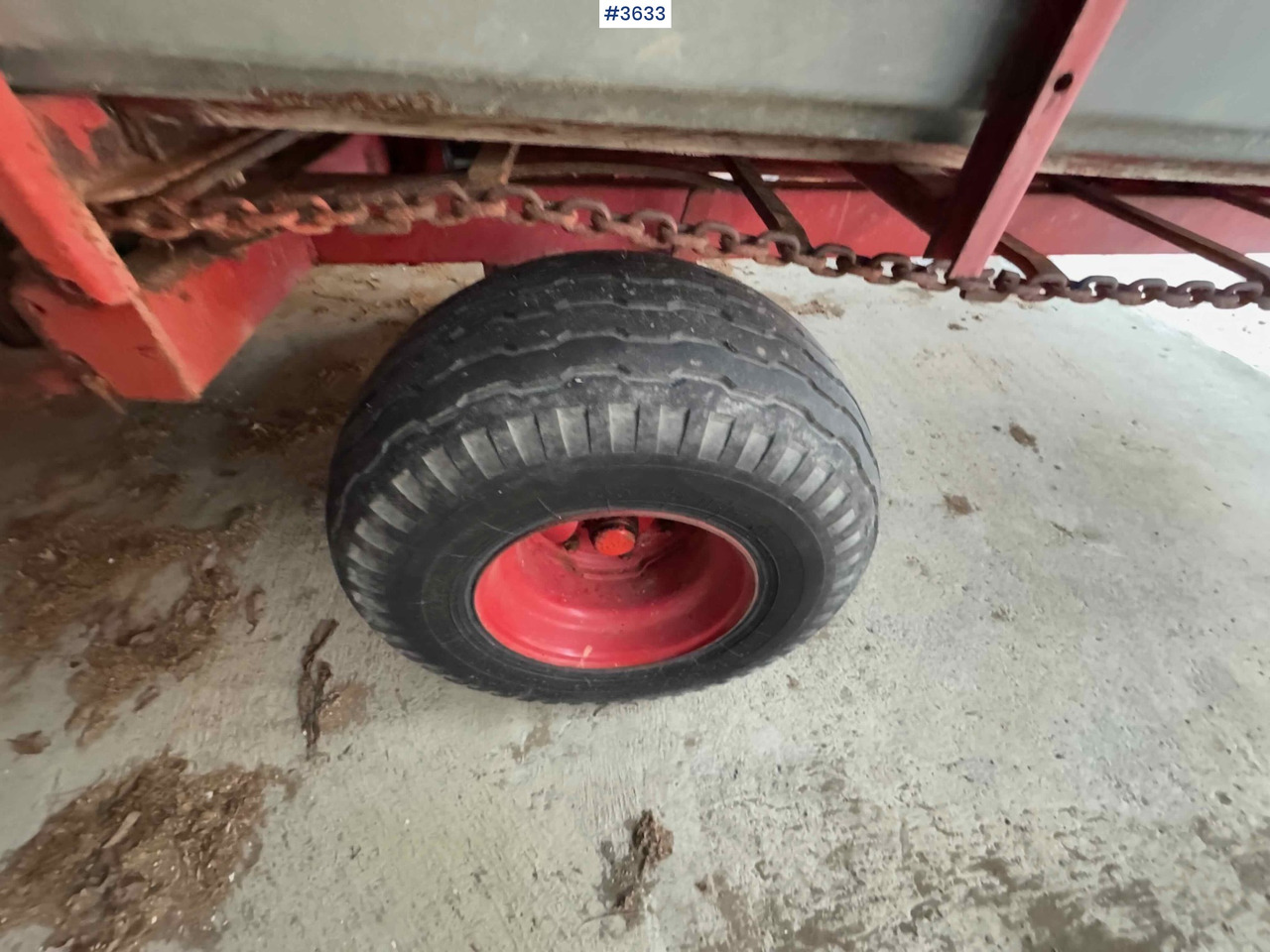 Macchina da fienagione Kverneland UN7000 unloading trailer: foto 14