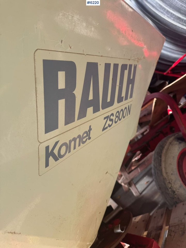 Spandiconcime Rauch Komet ZS800: foto 12 Spandiconcime Rauch Komet ZS800: foto 12