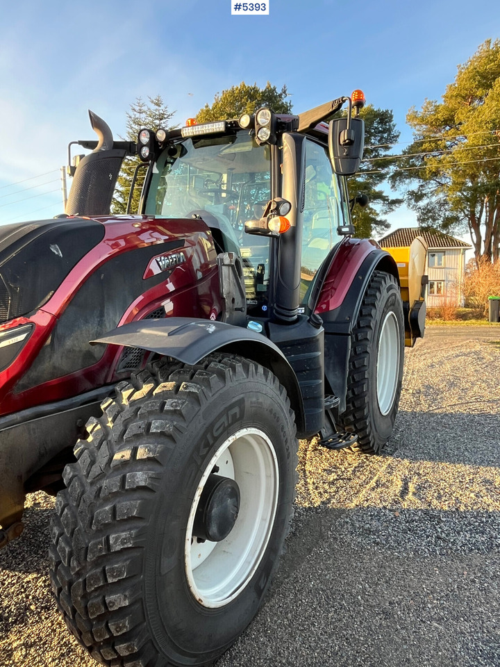 Valtra T 174 E Twintrac Tractor - Trattore: foto 1 Valtra T 174 E Twintrac Tractor - Trattore: foto 1