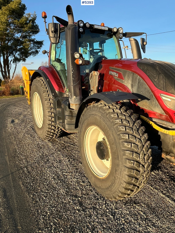 Valtra T 174 E Twintrac Tractor - Trattore: foto 2 Valtra T 174 E Twintrac Tractor - Trattore: foto 2