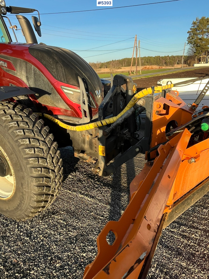 Valtra T 174 E Twintrac Tractor - Trattore: foto 3 Valtra T 174 E Twintrac Tractor - Trattore: foto 3