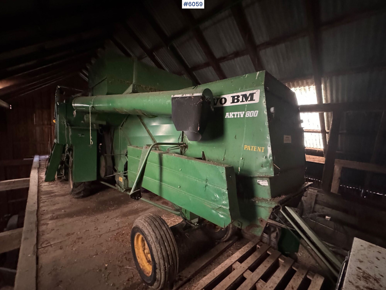 Volvo BM Aktiv 800 combine harvester - Mietitrebbia: foto 4 Volvo BM Aktiv 800 combine harvester - Mietitrebbia: foto 4