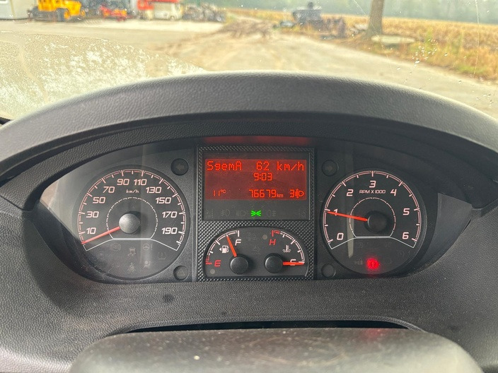 Rimor seal 9 - Camper mansardato: foto 5 Rimor seal 9 - Camper mansardato: foto 5