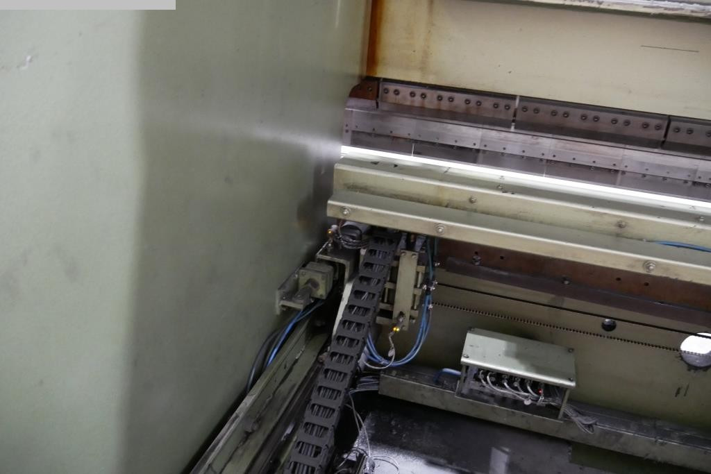 EHT EHP S 320-7250 - Pressa piegatrice: foto 5 EHT EHP S 320-7250 - Pressa piegatrice: foto 5