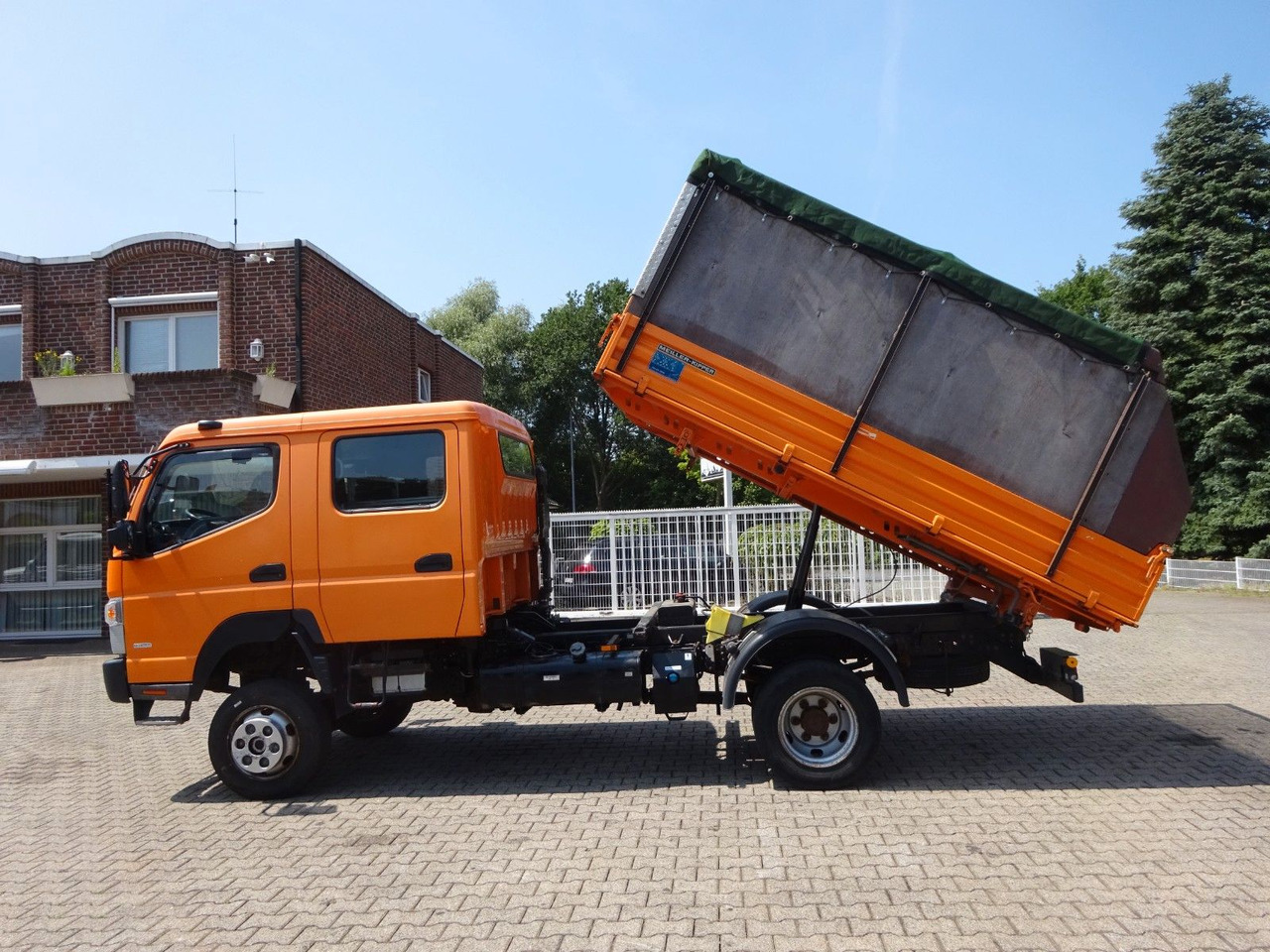 FUSO Canter Doppelkabine MEILLER 3Skipper 4x4 - Furgone ribaltabile: foto 4 FUSO Canter Doppelkabine MEILLER 3Skipper 4x4 - Furgone ribaltabile: foto 4
