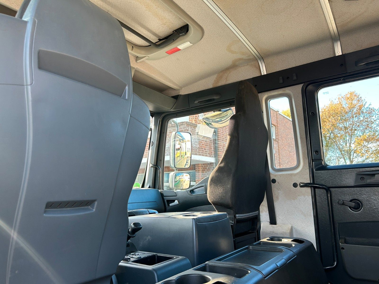 Autocarro scarrabile MAN 12.250 Doppelkabine Abroller: foto 26 Autocarro scarrabile MAN 12.250 Doppelkabine Abroller: foto 26