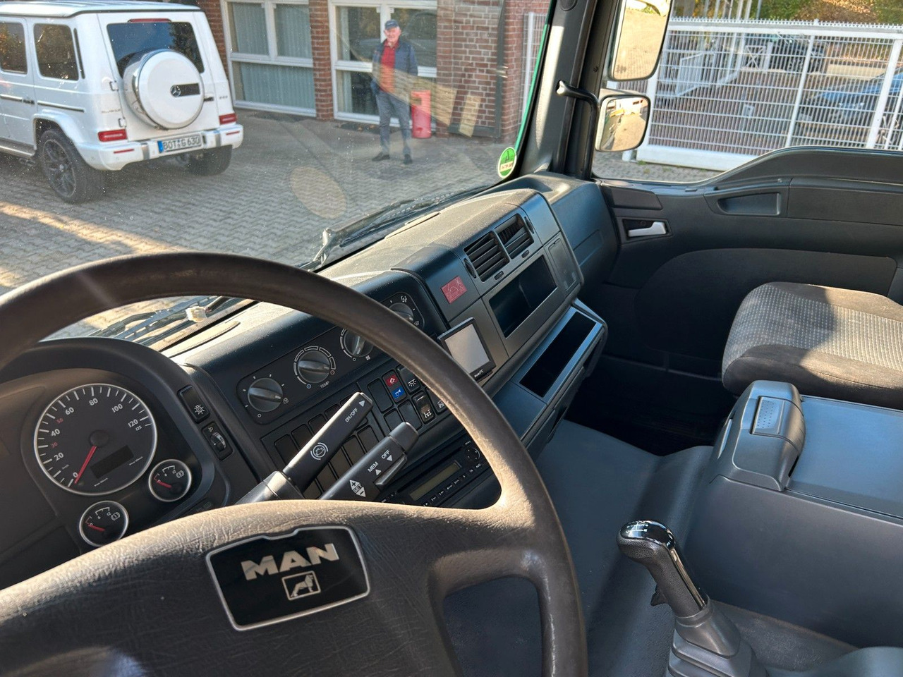 Autocarro scarrabile MAN 12.250 Doppelkabine Abroller: foto 20 Autocarro scarrabile MAN 12.250 Doppelkabine Abroller: foto 20