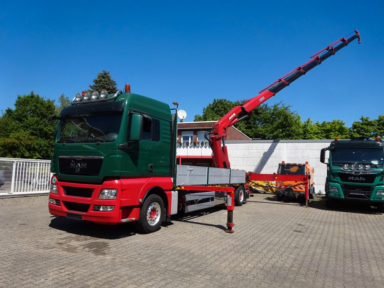 MAN 26.480 TGX + MKG HLK531 Kran +Lift-Lenkachse - Autocarro con pianale/ Cassone fisso, Camion con gru: foto 5 MAN 26.480 TGX + MKG HLK531 Kran +Lift-Lenkachse - Autocarro con pianale/ Cassone fisso, Camion con gru: foto 5