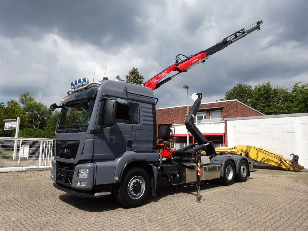 MAN 26.500 Abroller + Fassi F125A Kran 6x2-4 Allrad MAN 26.500 Abroller + Fassi F125A Kran 6x2-4 Allrad - Autocarro scarrabile, Camion con gru: foto 2 MAN 26.500 Abroller + Fassi F125A Kran 6x2-4 Allrad MAN 26.500 Abroller + Fassi F125A Kran 6x2-4 Allrad - Autocarro scarrabile, Camion con gru: foto 2