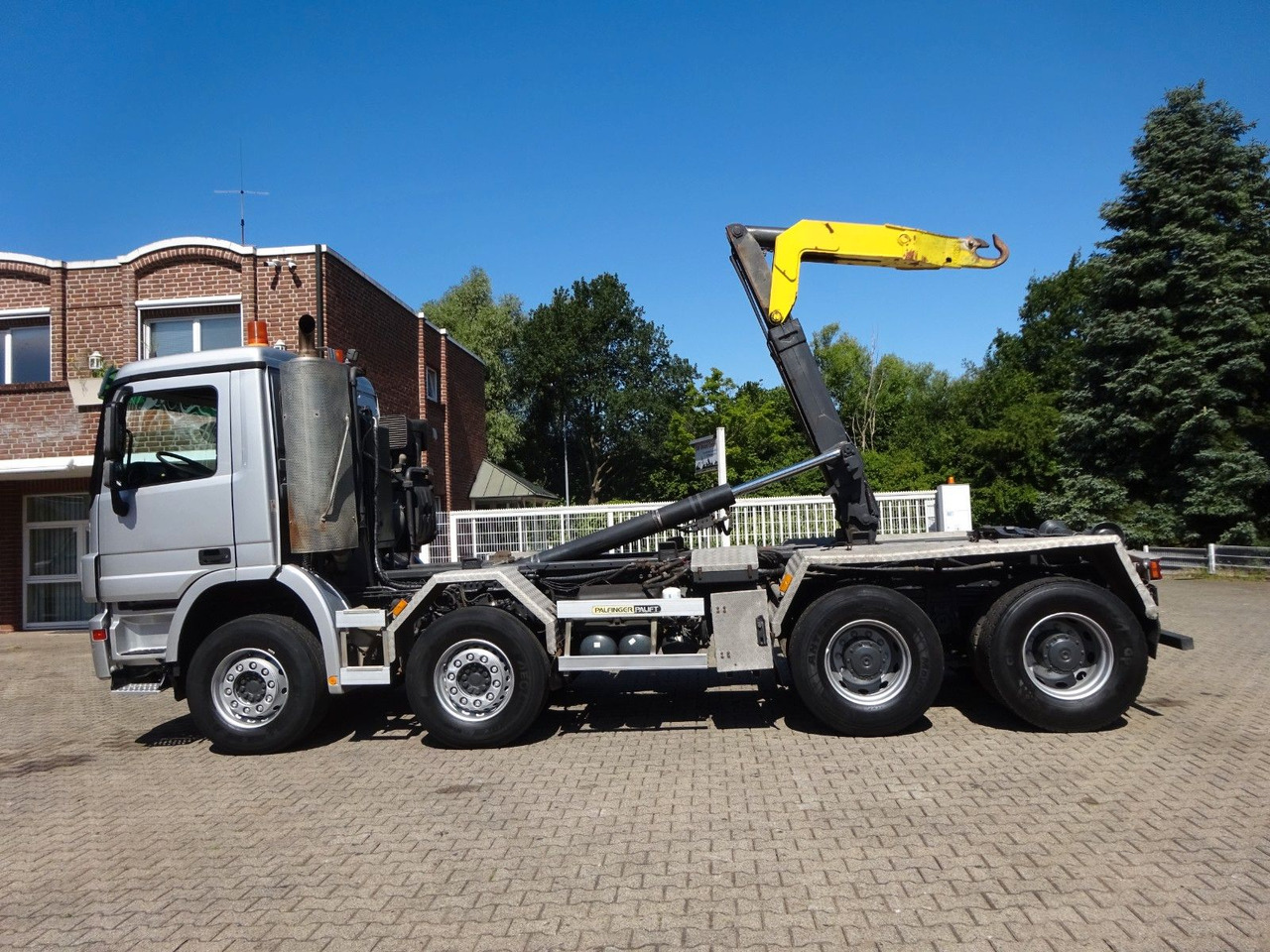 Mercedes-Benz 3244 Actros PALFINGER Abroller 8x4 - Autocarro scarrabile: foto 5 Mercedes-Benz 3244 Actros PALFINGER Abroller 8x4 - Autocarro scarrabile: foto 5