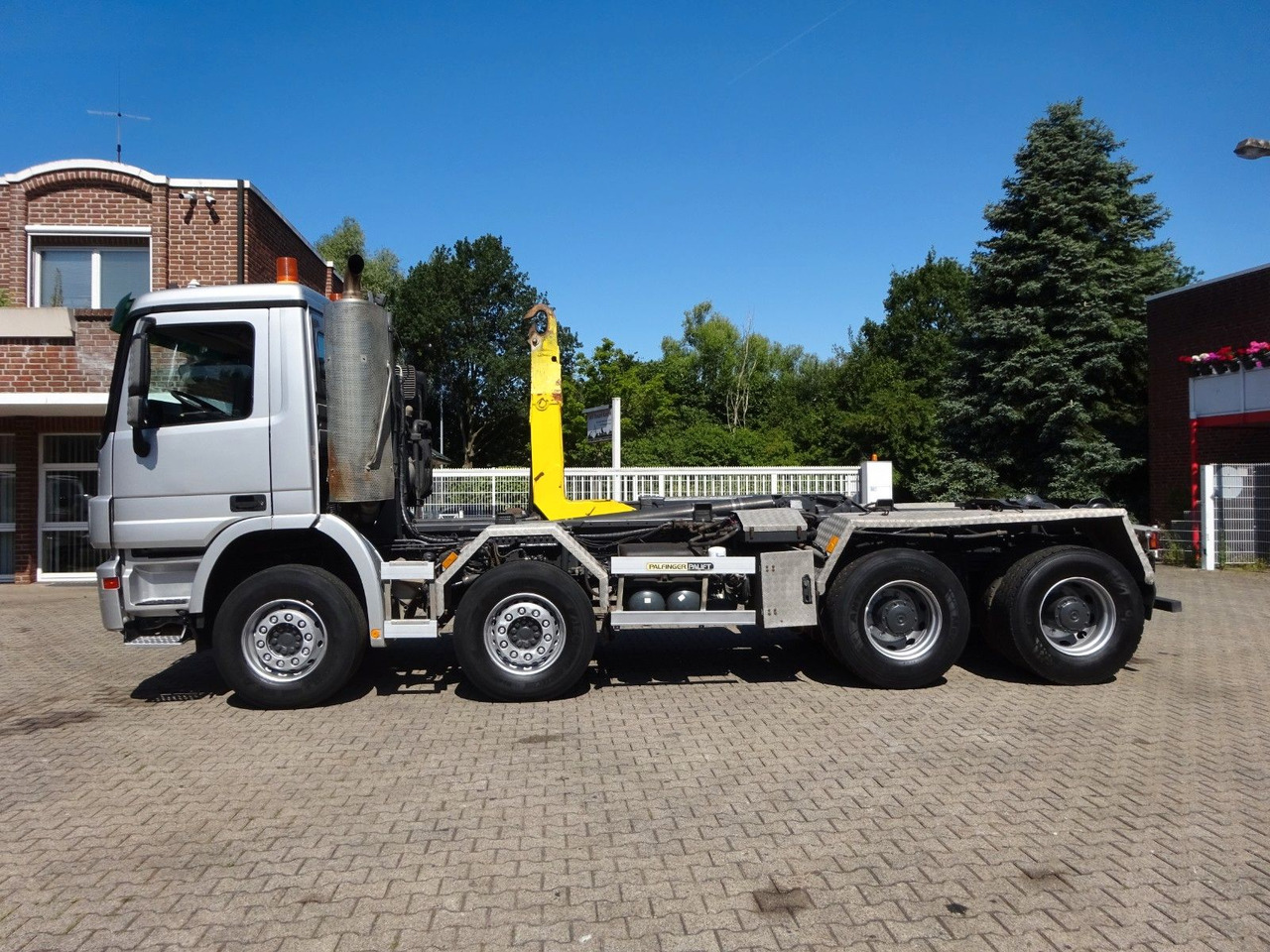 Mercedes-Benz 3244 Actros PALFINGER Abroller 8x4 - Autocarro scarrabile: foto 3 Mercedes-Benz 3244 Actros PALFINGER Abroller 8x4 - Autocarro scarrabile: foto 3