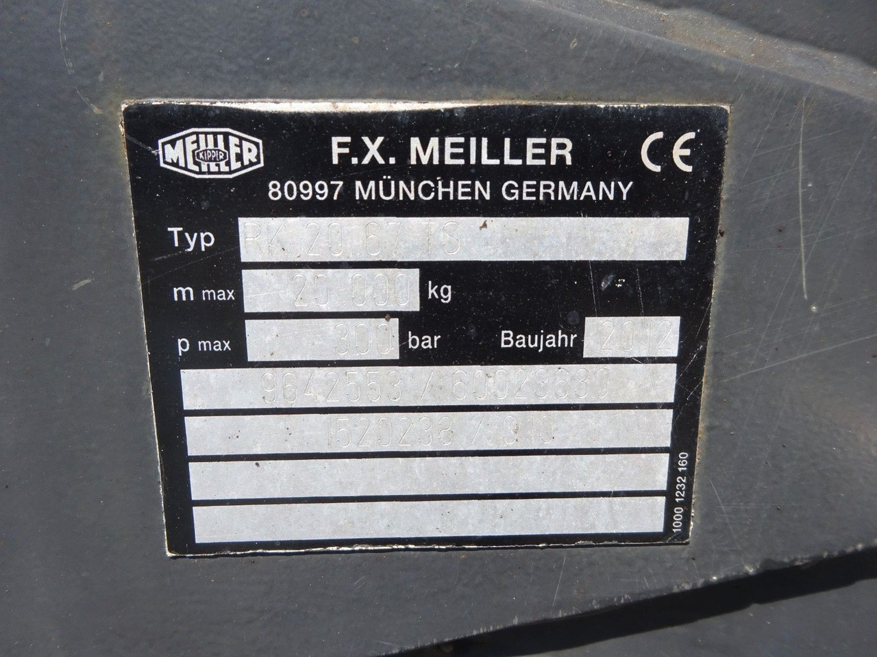 Autocarro scarrabile Mercedes-Benz Antos 2532 MEILLER Abroller Lift+Lenkachse 6x2: foto 16 Autocarro scarrabile Mercedes-Benz Antos 2532 MEILLER Abroller Lift+Lenkachse 6x2: foto 16