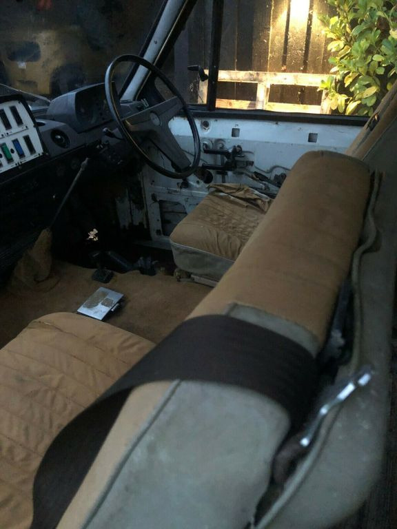 Land Rover Range Rover Classic Ambulance V8 *2900 brutto* - Ambulanza: foto 4 Land Rover Range Rover Classic Ambulance V8 *2900 brutto* - Ambulanza: foto 4