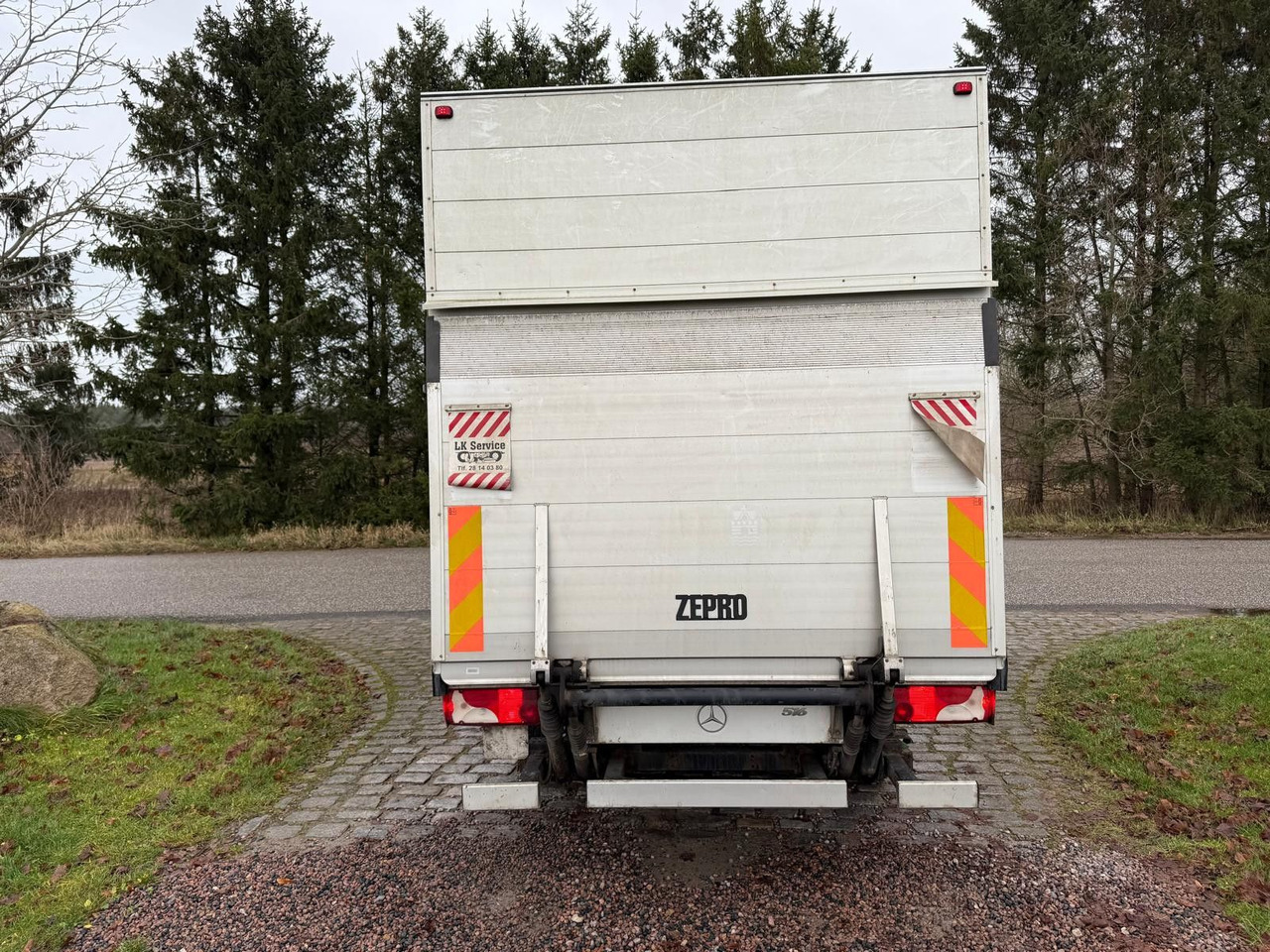 Furgone chiuso Mercedes-Benz Sprinter II 316 CDI Box + Lift *8200 EUR netto: foto 7 Furgone chiuso Mercedes-Benz Sprinter II 316 CDI Box + Lift *8200 EUR netto: foto 7