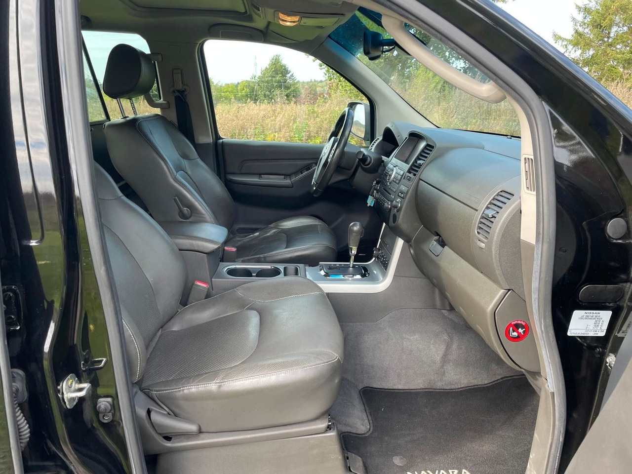 SUV/ Fuoristrada Nissan Navara Pickup Double Cab LE V6 4x4 LB: foto 20