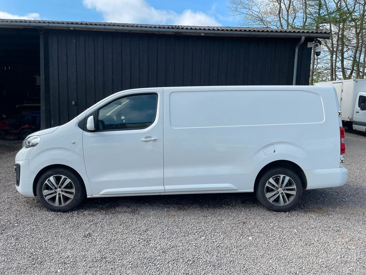 Peugeot Expert Kasten Premium L3 BlueHDi 2,0 *Defect* - Furgoncino: foto 2 Peugeot Expert Kasten Premium L3 BlueHDi 2,0 *Defect* - Furgoncino: foto 2