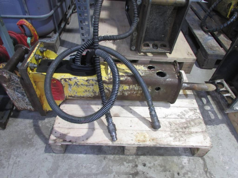 Atlas-Copco EC 40 T Hydraulikhammer 2.100 EUR - Martello idraulico per Macchina da cantiere: foto 1 Atlas-Copco EC 40 T Hydraulikhammer 2.100 EUR - Martello idraulico per Macchina da cantiere: foto 1