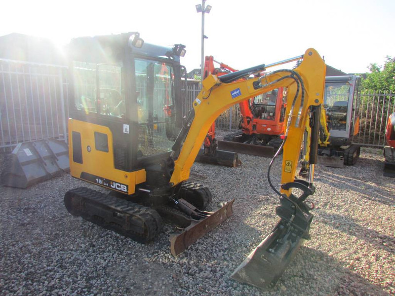 JCB 19 C-1 PC Minibagger 18.500 EUR - Miniescavatore: foto 3 JCB 19 C-1 PC Minibagger 18.500 EUR - Miniescavatore: foto 3