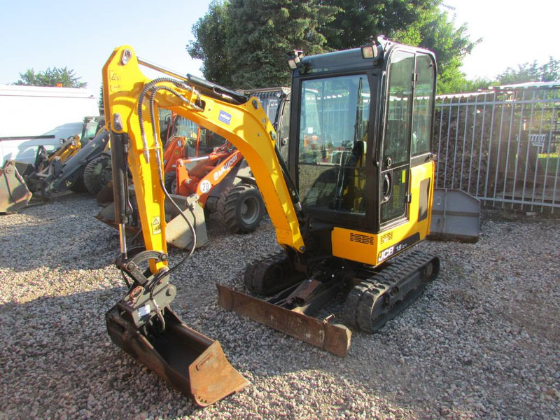 JCB 19 C-1 PC Minibagger 18.500 EUR - Miniescavatore: foto 2 JCB 19 C-1 PC Minibagger 18.500 EUR - Miniescavatore: foto 2