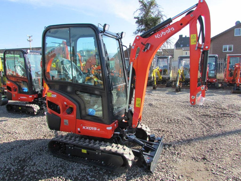 Kubota KX 019-4 HI Minibagger 26.500 EUR - Miniescavatore: foto 3 Kubota KX 019-4 HI Minibagger 26.500 EUR - Miniescavatore: foto 3