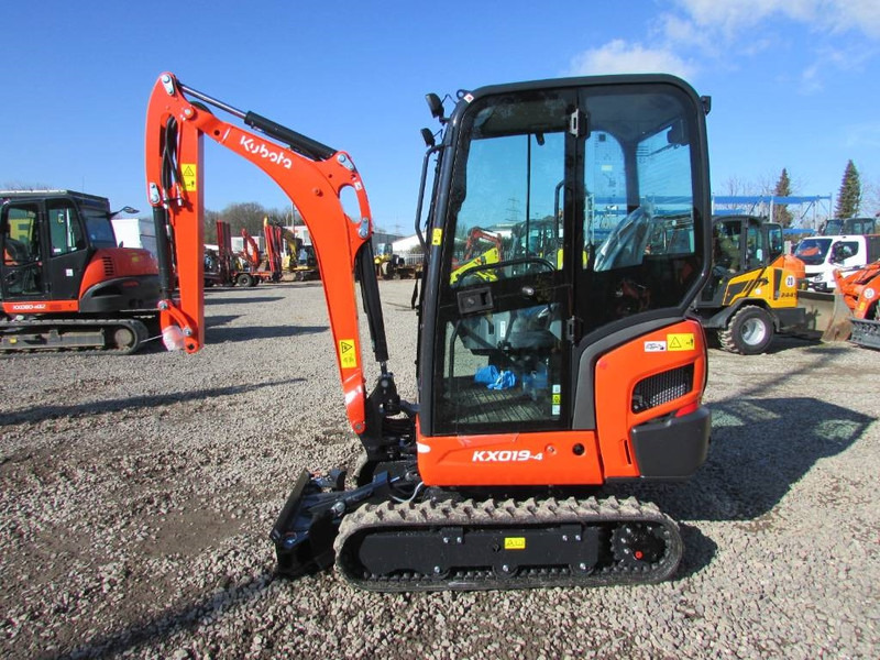 Kubota KX 019-4 HI Minibagger 26.500 EUR - Miniescavatore: foto 1 Kubota KX 019-4 HI Minibagger 26.500 EUR - Miniescavatore: foto 1